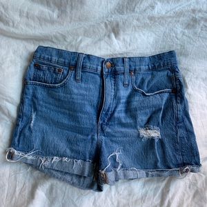 Madewell high rise denim shorts - distressed